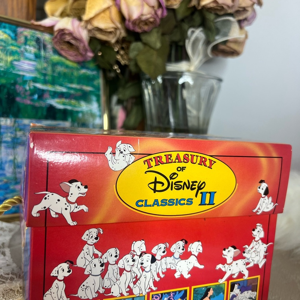 📚✨Vintage Disney Mini Book Collection with Charming Nostalgic Melody